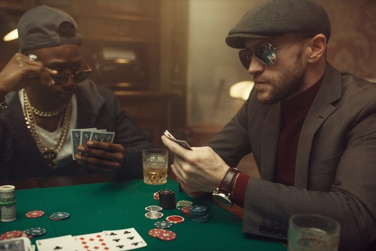 Visual dinamis berbagai olahraga dan permainan casino online disajikan dalam platform hiburan digital